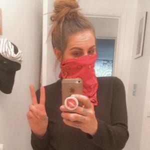 Meet your Posher, Jade